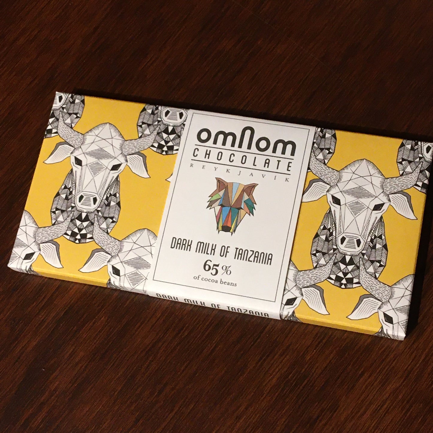 Omnom - Kokoa Kamili - Tanzania - 65% Dark Milk